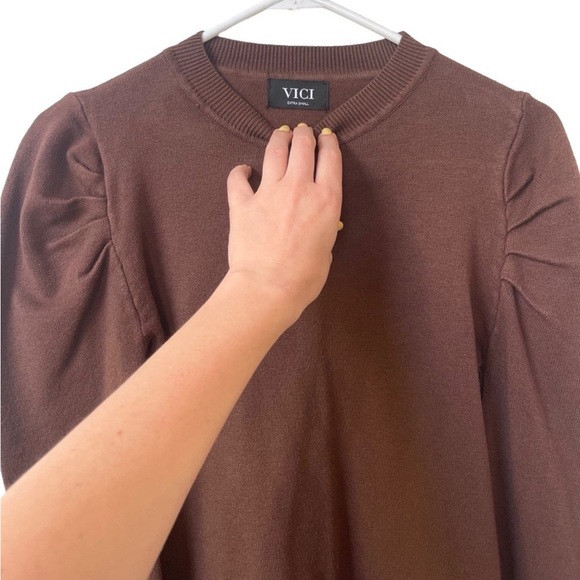 Vici Brown Long Sleeve Sweater ruffle Shoulders Size XS - Picture 4 of 4